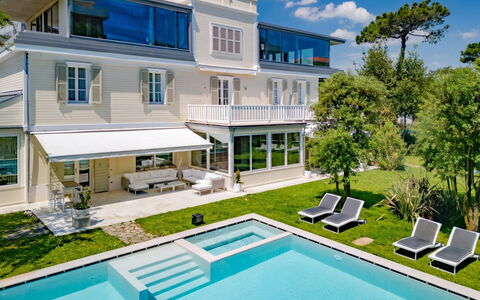 Villa Guidi 10: Zone Résidentielle, Piscine, Domicile, Maison, Biens, Recours, Manoir, Porche, Villa, Aménagement Paysager