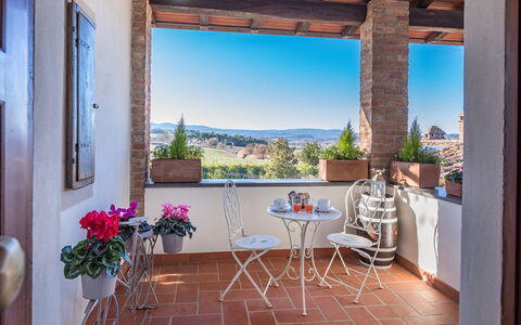 Casale Bella Vita 8+4: Mur, Domicile, Pot De Fleur, Plante D'Appartement, Brique, Chaise, Villa, Balcon
