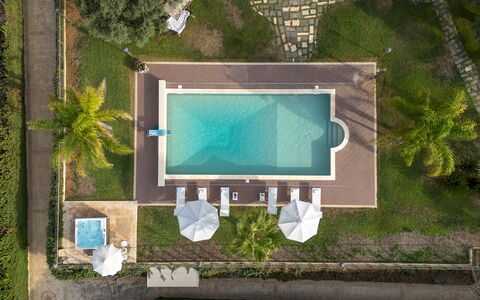 Villa Alessia 6: Piscine, Recours, Mobilier De Jardin, Composite, Eco Hôtel, Thermes, Loisir, Balancelle, Caractéristique De L'Eau, Hacienda