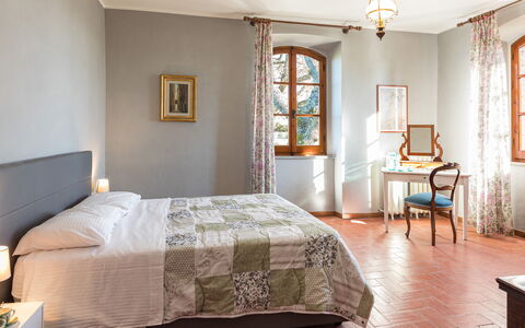 Casale le Tre Querce 8+1: Meubles, Design Intérieur, Chambre, Lit, Pièce, Sol, Textile, Plafond, Linge, Drap De Lit