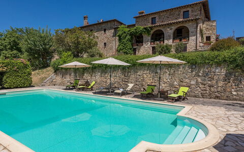 Podere le Corone 14: Piscine, Recours, Hacienda, Biens, Villa, Dalle, Jardin, Mobilier De Jardin, Cour, Thermes