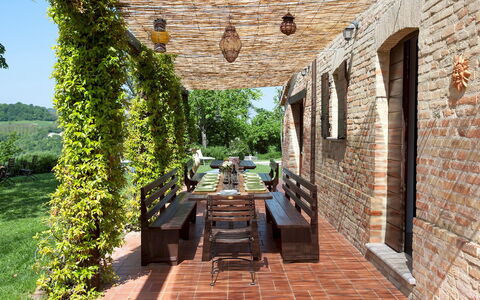 Casa Melograno 11+2: Meubles, Bois, Mobilier De Jardin, Table, Tableau De Plein Air, Brique, Jardin, Chaise, Tache De Bois, Table Cuisine Et Salle A Manger
