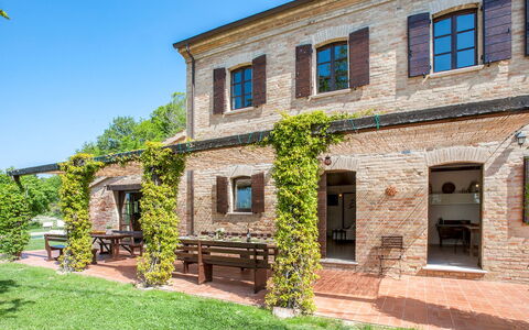 Casa Melograno 11+2: Biens, Jardin, Brique, Manoir, Hacienda, Aménagement Paysager, Pelouse, Villa, Cour, Ferme