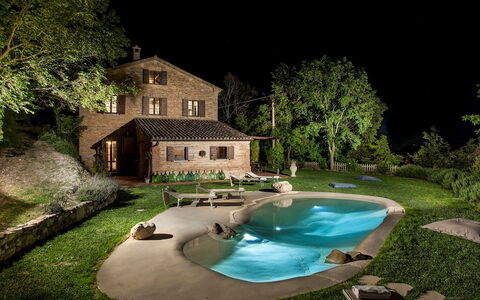 Casa Melograno 11+2: Piscine, Arrière-Cour, Jardin, Recours, Chalet, Aménagement Paysager, Biens, Loisir, Ferme, Cour