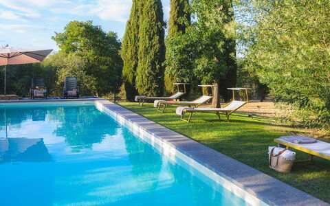 Casale Dell Oasi 12: Bleu, Piscine, Mobilier De Jardin, Jardin, Ombre, Recours, Aménagement Paysager, Biens, Eco Hôtel, Hacienda