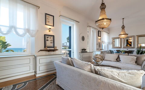 Villa Callari 6+2: Meubles, Design Intérieur, Canapé, Sol, Domicile, Éclairage, Table, Salon, Sol, Plafond