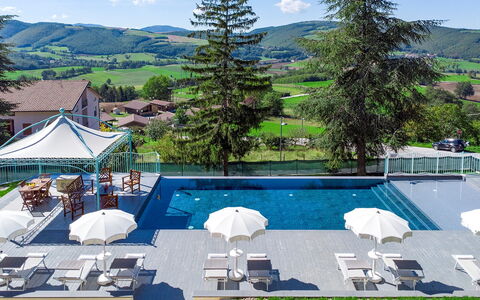 Villa Cappelletti 16+2: Piscine, Recours, Loisir, Eco Hôtel, Chaîne De Montagnes, Parapluie, Thermes, Balancelle, Mobilier De Jardin, Ville Resort