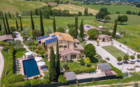 Casale Santa Lucia 8+2: Biens, Jardin, Aménagement Paysager, Villa, Manoir, Cour, Arrière-Cour, Hacienda, Eco Hôtel, Piscine