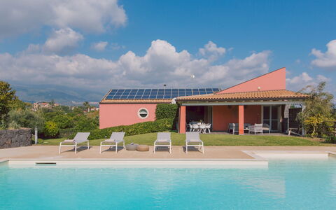 Villa Kimia 8: Piscine, Biens, Ferme, Recours, Hacienda, Villa, Aménagement Paysager, Eco Hôtel, Arrière-Cour