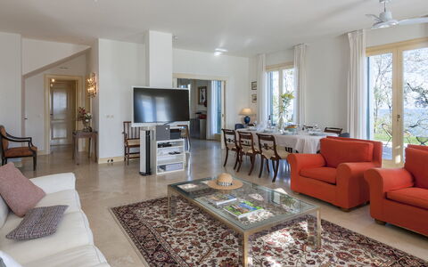Villa Lucente 6+2: Meubles, Design Intérieur, Sol, Sol, Canapé, Plafond, Pièce, Bois, Salon, Table