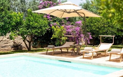 Masseria Tarsia Incuria 8+4: Parapluie, Mobilier De Jardin, Piscine, Meubles, Recours, Ombre, Jardin, Chaise, Eco Hôtel, Balancelle
