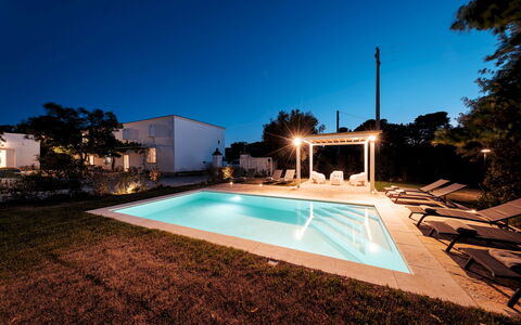 Masseria Profilo 8: Piscine, Recours, Zone Résidentielle, Composite, Biens, Eco Hôtel, Ombre, Loisir, Hacienda, Mobilier De Jardin
