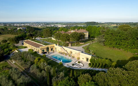 Tenuta Bagni De'Consoli 24: Biens, Manoir, Piscine, Hacienda, Jardin, Villa, Aménagement Paysager, Demeure Seigneuriale, Parc, Cour