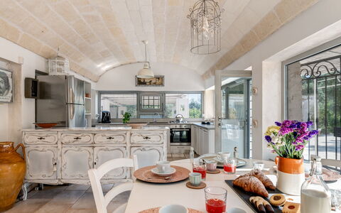 Pigreco 6+2: Meubles, Design Intérieur, Sol, Domicile, Table, Table Cuisine Et Salle A Manger, Cuisine, Plafond, Comptoir, Chaise
