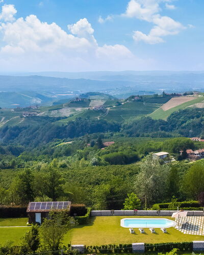 Tramonto Albese 4: Colline, Piscine, Station De Montagne, Chaîne De Montagnes, Biens, Eco Hôtel, Ferme, Plantation, Aménagement Paysager, Crête