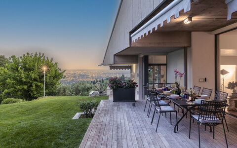Villa degli Ulivi 8: Domicile, Chaise, Biens, Ombre, Jardin, Aménagement Paysager, Balcon, Villa, Cour, Eco Hôtel