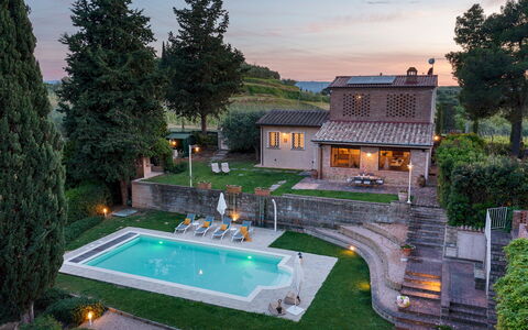 Il Fienile 4: Piscine, Zone Résidentielle, Maison, Domicile, Biens, Jardin, Chalet, Arrière-Cour, Ferme, Villa