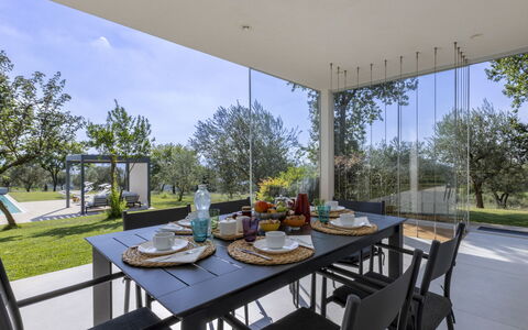 Villa Petrillo 6: Meubles, Chaise, Lot Terre, Mobilier De Jardin, Ombre, Table Cuisine Et Salle A Manger, Jardin, Eco Hôtel, Aménagement Paysager, Cour