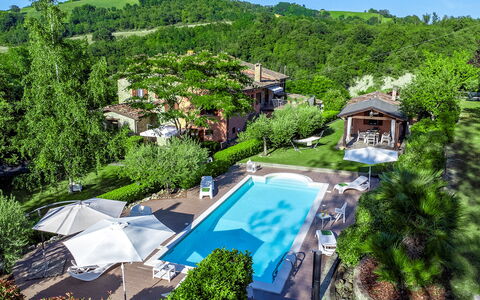 Villa Banci 8: Piscine, Zone Résidentielle, Recours, Biens, Jardin, Hacienda, Eco Hôtel, Villa, Aménagement Paysager, Cour