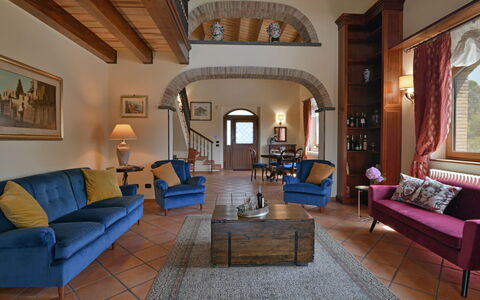 Villa Biddizza 10: Meubles, Design Intérieur, Canapé, Sol, Table, Bois, Pièce, Salon, Chaise, Sol
