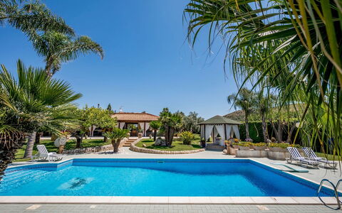 Villa Cutrera 8: Piscine, Recours, Eco Hôtel, Biens, Hacienda, Ombre, Aménagement Paysager, Villa, Dalle