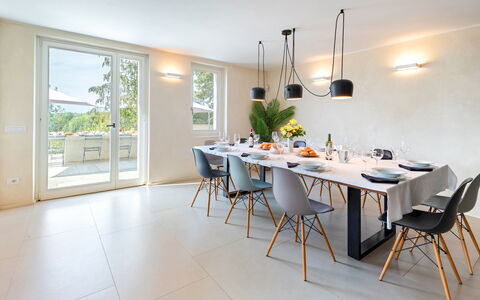 Villa Boemia 10: Meubles, Design Intérieur, Sol, Bois, Chaise, Table Cuisine Et Salle A Manger, Salle À Manger, Sol, Table, Éclairage