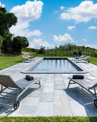 Villa Boemia 10: Mobilier De Jardin, Meubles, Piscine, Chaise, Balancelle, Jardin, Ombre, Tableau De Plein Air, Pelouse, Aménagement Paysager