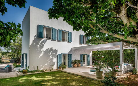 Casavento Puzziteddu 6: Domicile, Maison, Zone Résidentielle, Arbuste, Porte, Ombre, Biens, Chalet, Jardin, Aménagement Paysager