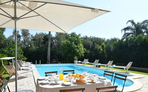 Villa Afrodite 8: Piscine, Meubles, Parapluie, Mobilier De Jardin, Recours, Chaise, Balancelle, Ombre, Eco Hôtel, Loisir