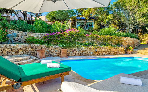 Villa Stella 6: Bleu, Piscine, Recours, Mobilier De Jardin, Parapluie, Loisir, Eco Hôtel, Balancelle, Jardin, Aménagement Paysager