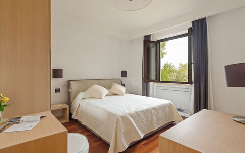 Tenuta Esdra 20: Lit, Design Intérieur, Meubles, Chambre, Drap De Lit, Pièce, Sol, Literie, Sol, Bois