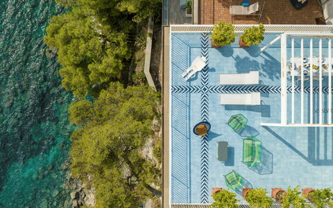 Villa Ponti 6: Piscine, Recours, Loisir, Mobilier De Jardin, Eco Hôtel, Chaise, Vacances, Hôtel, Ville Resort, Balancelle