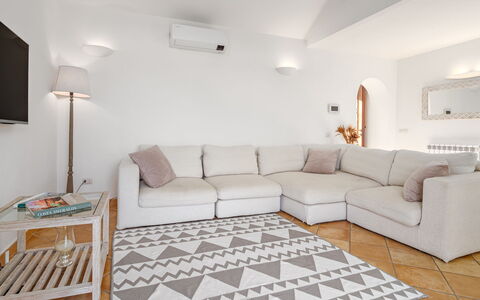 Villa la Marina 5+1: Meubles, Design Intérieur, Canapé, Sol, Sol, Salon, Bois, Pièce, Domicile