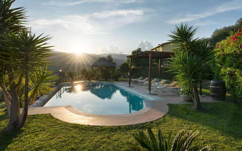 Villa Vittorio 6+2: Piscine, Recours, Eco Hôtel, Mobilier De Jardin, Thermes, Loisir, Aménagement Paysager, Balancelle, Hacienda, Ombre