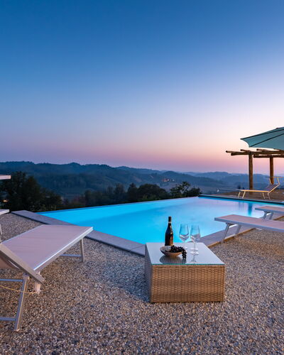 Casa Leonarda 8+2: Bleu, Piscine, Recours, Mobilier De Jardin, Eco Hôtel, Balancelle, Loisir, Parapluie, Chaise, Ombre