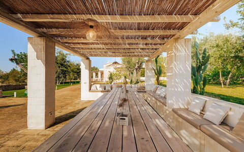 Opuntia Trulli e Lamie 10: Bois, Colonne, Porche, Ombre, Structure En Plein Air, Jardin, Biens, Aménagement Paysager, Recours, Matériau Naturel