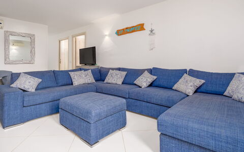 Villa Typha 10: Meubles, Canapé, Design Intérieur, Sol, Sol, Appartement, Domicile, Salon, Pièce