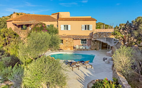 Villa Anga 10+1: Zone Résidentielle, Établissements Humains, Biens, Piscine, Villa, Recours, Ville Resort, Hacienda, Eco Hôtel, Manoir