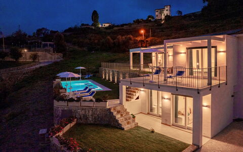 Villa Gioia 8: Zone Résidentielle, Piscine, Appartement, Biens, Recours, Villa, Balcon, Manoir, Hôtel, Eco Hôtel