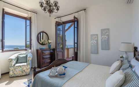 Villa ai Venti 8: Meubles, Sol, Design Intérieur, Mer, Chambre, Linge, Recours, Chaise, Appartement, Océan