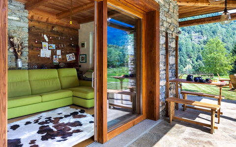 Chalet Walser 4+2: Bois, Domicile, Chalet, Cabane En Rondins, Tache De Bois, Dur, Matériau Naturel, Chaise, Porche, Lumber
