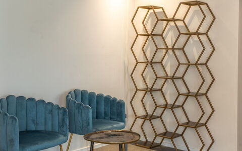 Onda 8: Design Intérieur, Meubles, Rayonnage, Étagère, Matériau Naturel, Tache De Bois, Dur, Salon