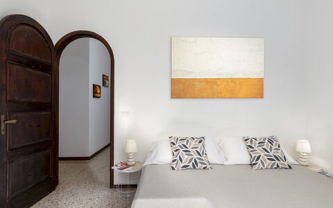 Villa Meraviglia 8: Mur, Sol, Design Intérieur, Sol, Bois, Chambre, Meubles, Pièce, Lit, Plafond