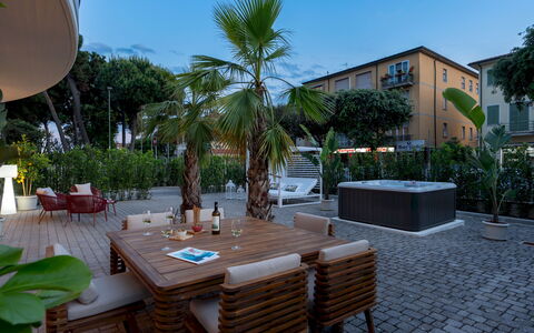 Casa Amare 4+2: Mobilier De Jardin, Ombre, Meubles, Chaise, Recours, Jardin, Tableau De Plein Air, Eco Hôtel, Cour