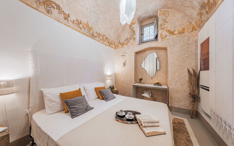 Masseria Muto 6: Design Intérieur, Chambre, Plafond, Drap De Lit, Linge, Literie, Lit, Suite, Cadre De Lit, Hôtel