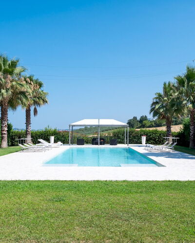 Villa Bianca 10: Piscine, Recours, Ombre, Loisir, Aménagement Paysager, Jardin, Eco Hôtel, Pelouse