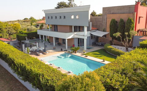 Villa Tiberio 6+2: Piscine, Zone Résidentielle, Recours, Design Urbain, Domicile, Biens, Eco Hôtel, Hacienda, Villa, Aménagement Paysager