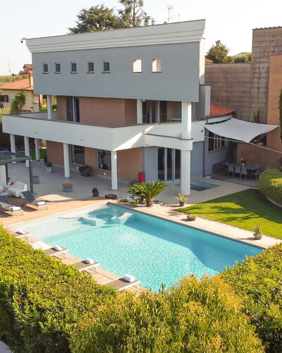 Villa Tiberio 6+2: Piscine, Zone Résidentielle, Recours, Design Urbain, Domicile, Biens, Eco Hôtel, Hacienda, Villa, Aménagement Paysager