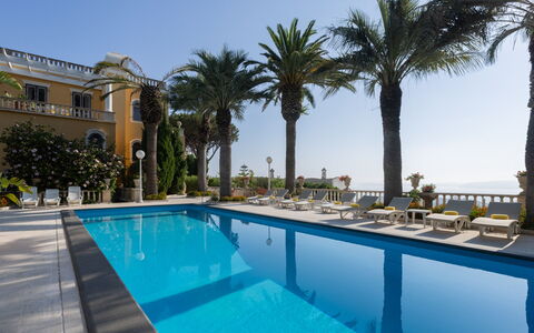 Villa Carina 12: Bleu, Piscine, Recours, Eco Hôtel, Mer, Biens, Hôtel, Hacienda, Balcon