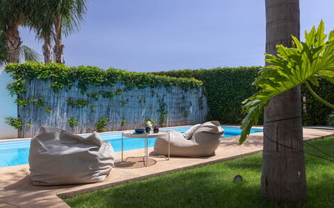 Villa Carrubo 4: Bleu, Mobilier De Jardin, Ombre, Loisir, Piscine, Eco Hôtel, Jardin, Recours, Aménagement Paysager